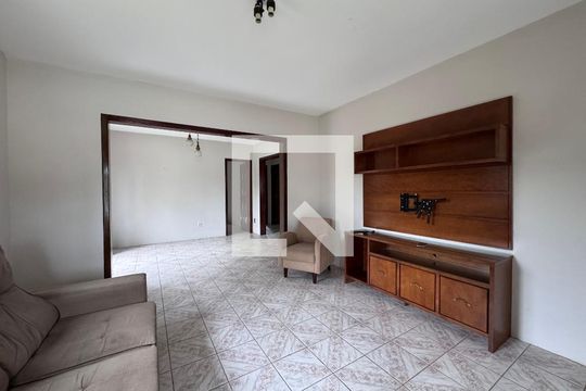 Sala de casa à venda com 3 quartos, 125m² em Santos Dumont, São Leopoldo