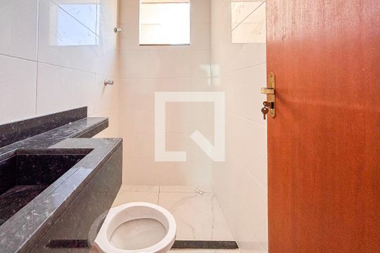 Banheiro de apartamento para alugar com 2 quartos, 80m² em Vila Dalila, São Paulo