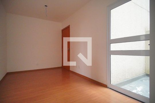 Sala de apartamento para alugar com 2 quartos, 60m² em Canudos, Novo Hamburgo