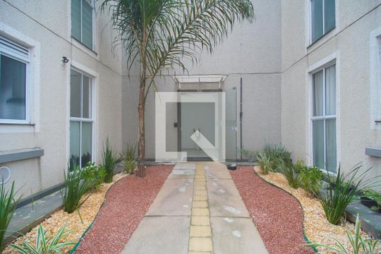 Entrada de apartamento para alugar com 2 quartos, 60m² em Canudos, Novo Hamburgo