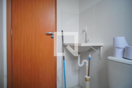 Banheiro de apartamento para alugar com 2 quartos, 60m² em Canudos, Novo Hamburgo