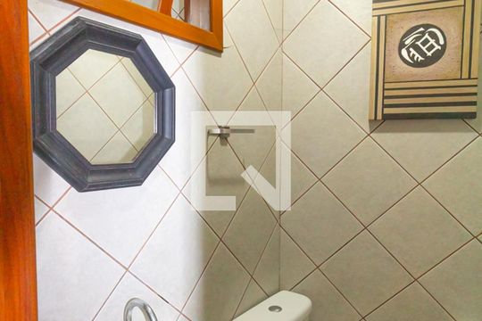 Lavabo de casa à venda com 4 quartos, 250m² em Niterói, Canoas