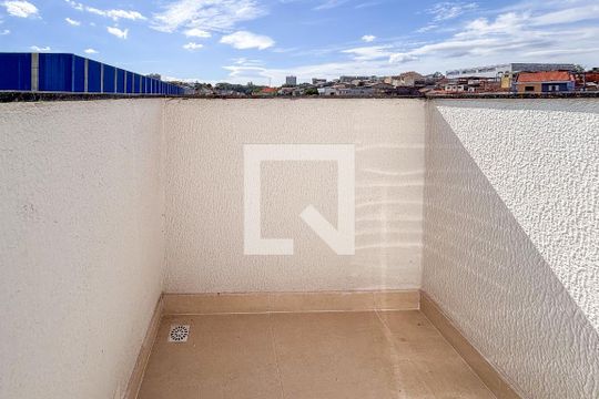 Varanda Quarto 2 de apartamento para alugar com 2 quartos, 80m² em Vila Dalila, São Paulo