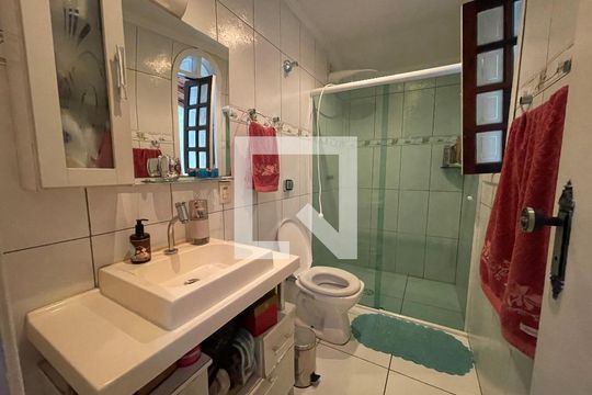 Banheiro/Suite de casa à venda com 3 quartos, 330m² em Butantã, São Paulo