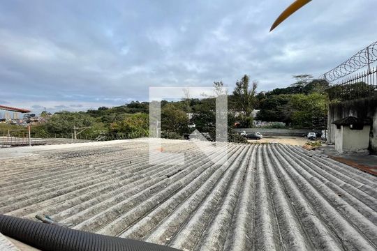 Vista de casa à venda com 3 quartos, 330m² em Butantã, São Paulo