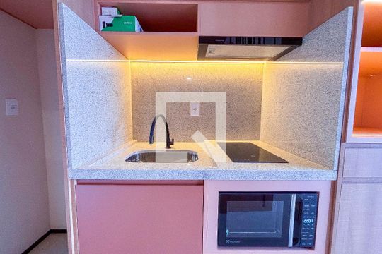 Studio de kitnet/studio para alugar com 1 quarto, 29m² em Pinheiros, São Paulo