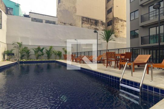 Área comum - Piscina de apartamento para alugar com 1 quarto, 28m² em Centro Histórico de São Paulo, São Paulo