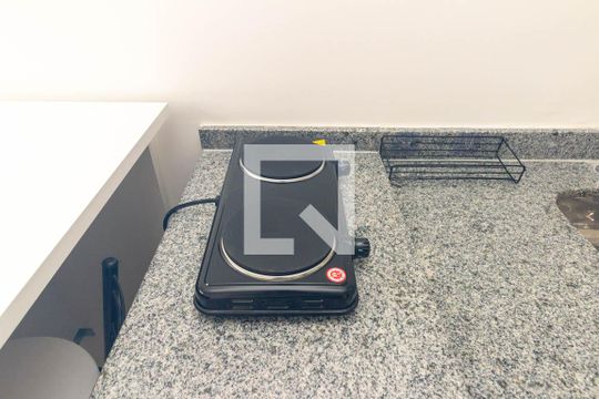 Cozinha de apartamento para alugar com 1 quarto, 28m² em Centro Histórico de São Paulo, São Paulo