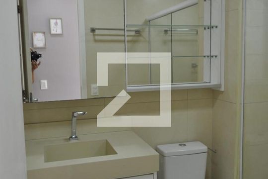Banheiro Social de apartamento à venda com 2 quartos, 49m² em Engenho Novo, Rio de Janeiro