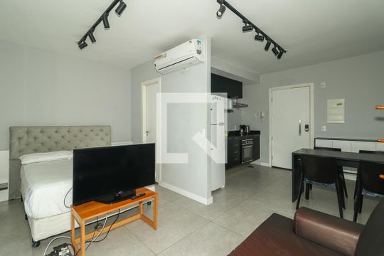 Sala / Quarto / Cozinha de kitnet/studio à venda com 0 quarto, 60m² em Jardim Botânico, Porto Alegre
