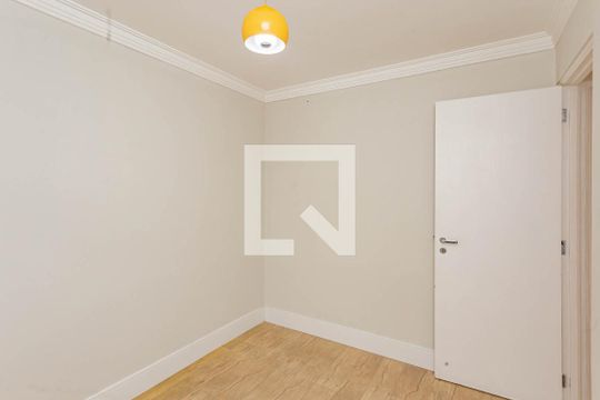 Quarto 1 de apartamento à venda com 2 quartos, 50m² em Taboão, São Paulo