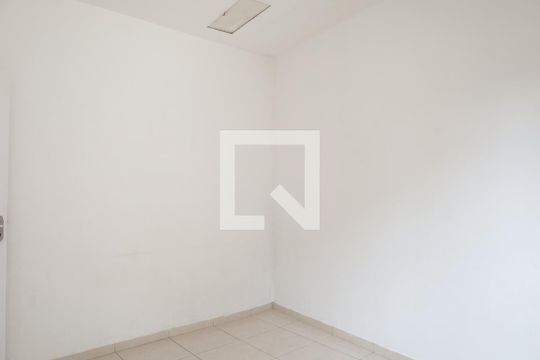 Quarto 1 de casa para alugar com 1 quarto, 45m² em Vila Campo Grande, São Paulo