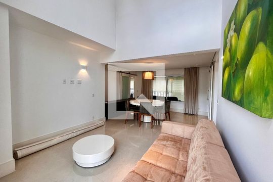Sala  de apartamento à venda com 3 quartos, 186m² em Cambuí, Campinas