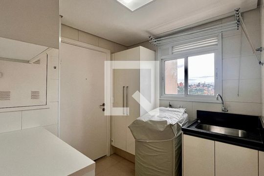 Área de Serviço de apartamento à venda com 3 quartos, 186m² em Cambuí, Campinas
