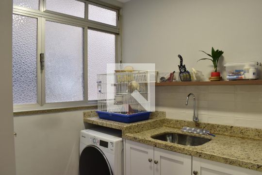 Área de Serviço de apartamento para alugar com 3 quartos, 92m² em Centro, Curitiba