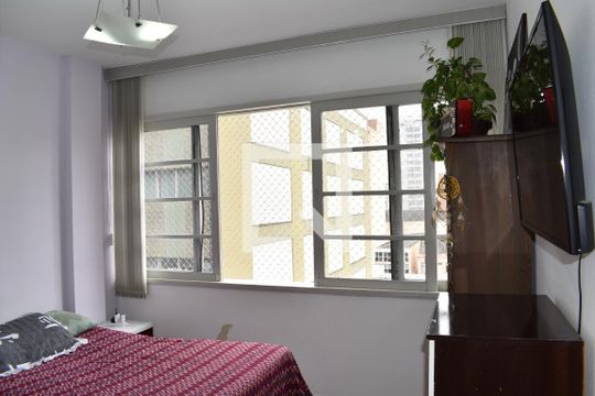 Quarto 1 de apartamento para alugar com 3 quartos, 92m² em Centro, Curitiba