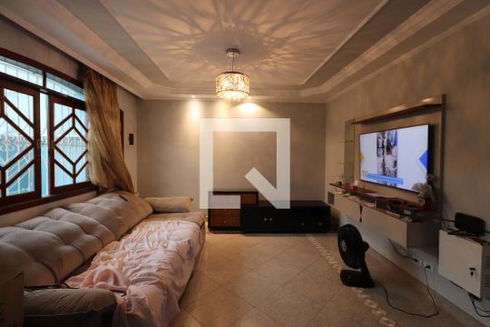 Casa à venda com 3 quartos, 250m² em Penha de França, São Paulo