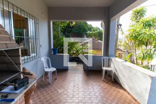 Varanda de casa para alugar com 4 quartos, 150m² em Fonseca, Niterói