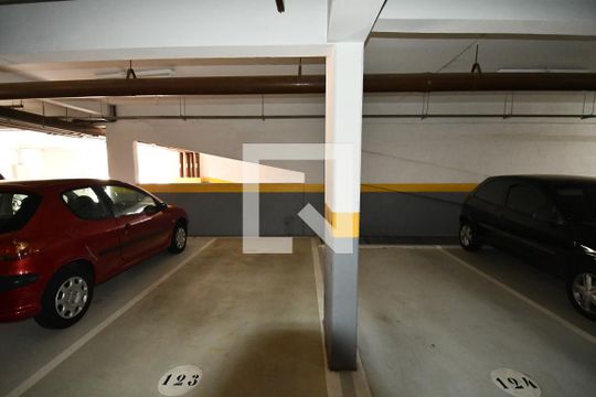 Garagem de kitnet/studio à venda com 1 quarto, 44m² em Bosque, Campinas