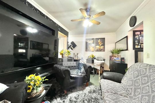 Sala  de apartamento à venda com 1 quarto, 48m² em Vila Guarani, São Paulo