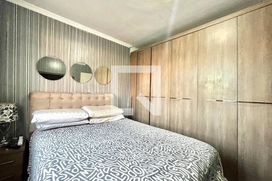 Quarto de apartamento à venda com 1 quarto, 48m² em Vila Guarani, São Paulo