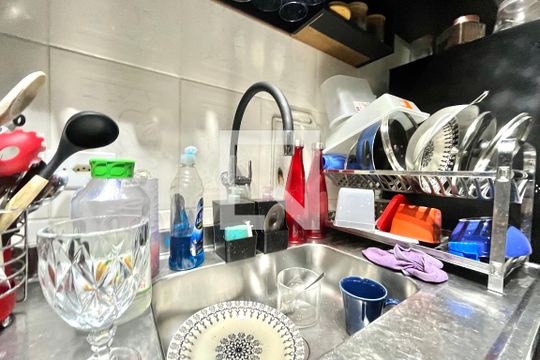 Cozinha de apartamento à venda com 1 quarto, 48m² em Vila Guarani, São Paulo