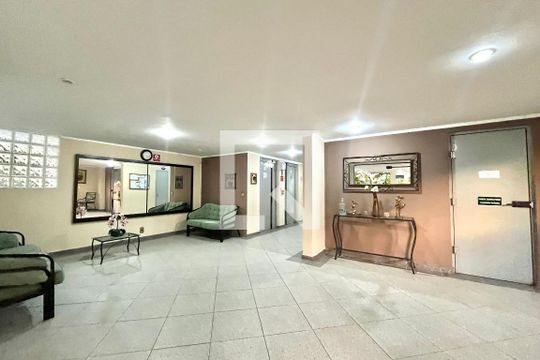 Hall social de apartamento à venda com 1 quarto, 48m² em Vila Guarani, São Paulo