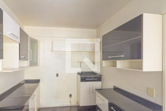 Cozinha de apartamento à venda com 3 quartos, 158m² em Centro, Canoas