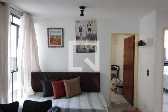 Sala de apartamento à venda com 2 quartos, 55m² em Santa Monica, Belo Horizonte