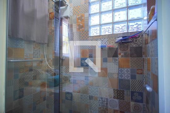 Casa 1 - Banheiro da Suíte de casa à venda com 4 quartos, 182m² em Sarandi, Porto Alegre
