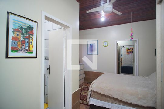 Casa 1 - Suíte de casa à venda com 4 quartos, 182m² em Sarandi, Porto Alegre