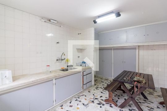 Cozinha de casa à venda com 3 quartos, 166m² em Itaim Bibi, São Paulo