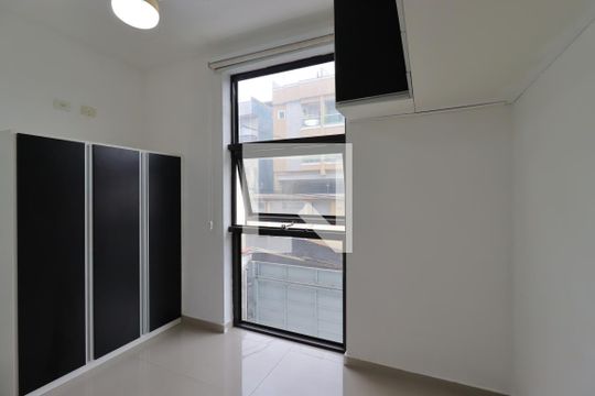 Suíte de apartamento para alugar com 2 quartos, 48m² em Campestre, Santo André