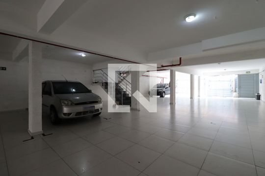 Garagem de apartamento para alugar com 2 quartos, 48m² em Campestre, Santo André