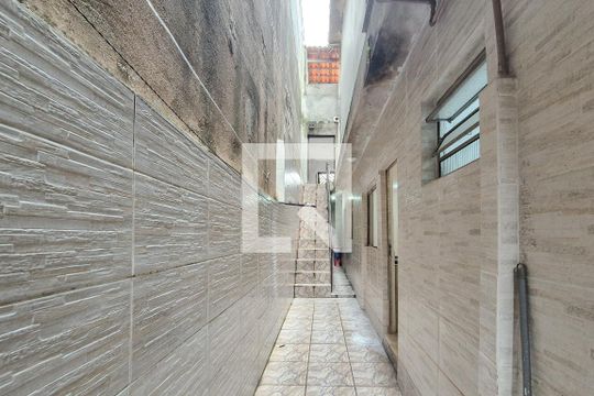 quintal de casa para alugar com 2 quartos, 100m² em Vila Alves Dias, São Bernardo do Campo