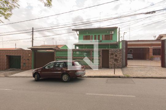 Fachada  de casa à venda com 3 quartos, 359m² em Jardim do Vovô, Campinas