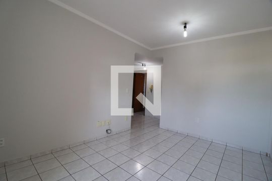 Sala de apartamento para alugar com 3 quartos, 78m² em Tibery, Uberlândia