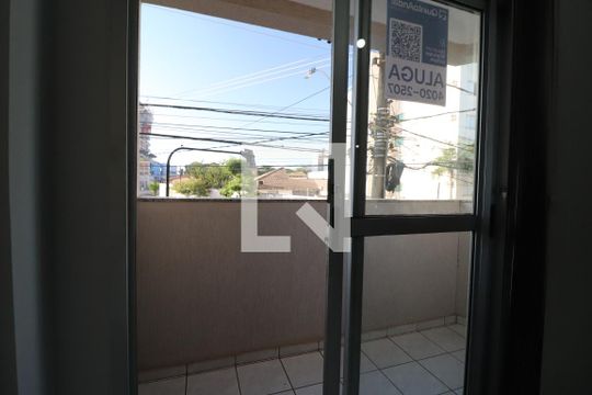 Sacada de apartamento para alugar com 3 quartos, 78m² em Tibery, Uberlândia