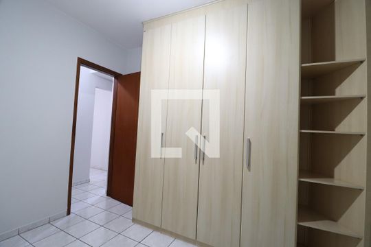 Quarto 1 de apartamento para alugar com 3 quartos, 78m² em Tibery, Uberlândia