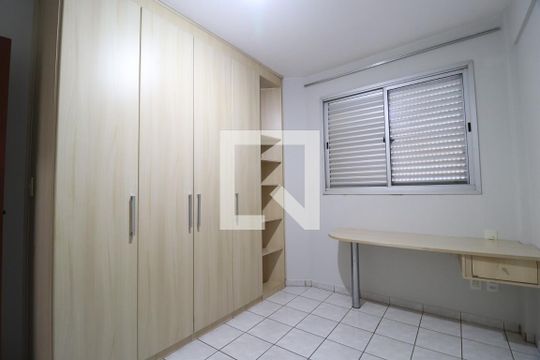 Quarto 1 de apartamento para alugar com 3 quartos, 78m² em Tibery, Uberlândia