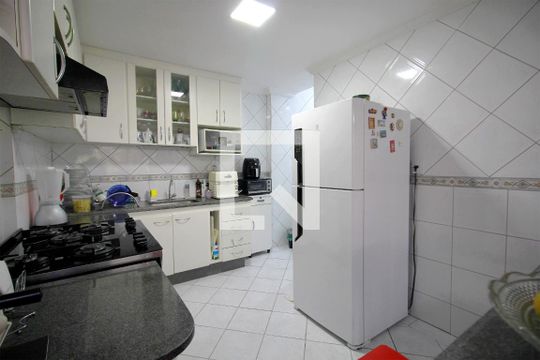 Cozinha de apartamento à venda com 2 quartos, 105m² em União, Belo Horizonte