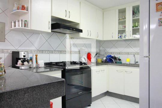 Cozinha de apartamento à venda com 2 quartos, 105m² em União, Belo Horizonte