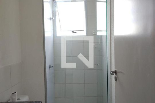 Banheiro 1 de apartamento à venda com 2 quartos, 51m² em Jardim Guanabara, Belo Horizonte