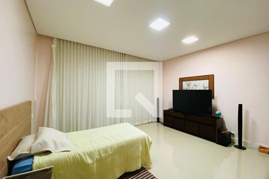 Suíte de casa à venda com 2 quartos, 1790m² em Recanto do Poeta I, Lagoa Santa