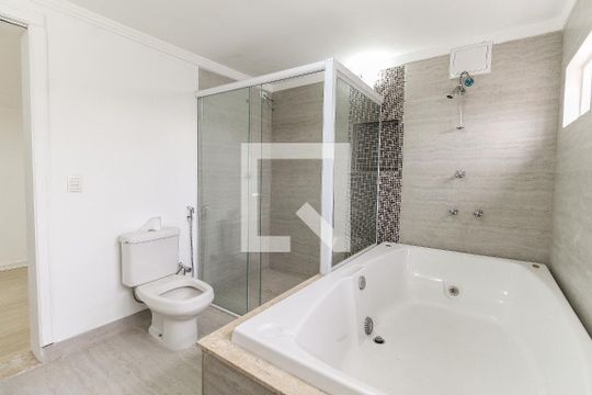 Banheiro da Suíte de casa à venda com 3 quartos, 131m² em Cidade Antônio Estêvão de Carvalho, São Paulo