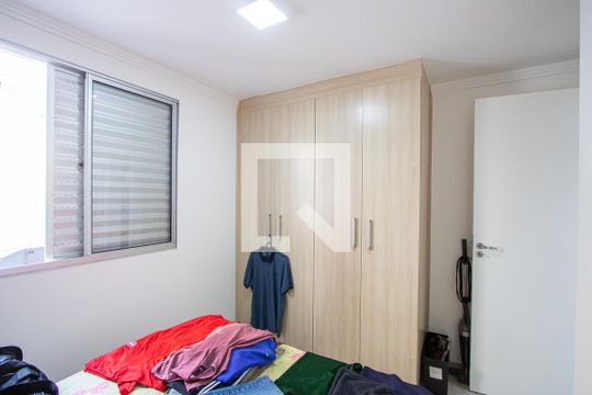 Quarto 2 de apartamento à venda com 2 quartos, 45m² em Parque Sao Vicente, Santo André