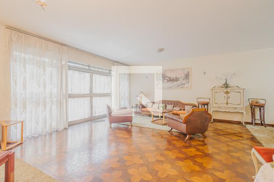 Sala de casa à venda com 3 quartos, 354m² em Boaçava, São Paulo