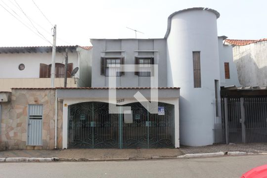 Fachada de casa à venda com 3 quartos, 115m² em Centro, São Caetano do Sul