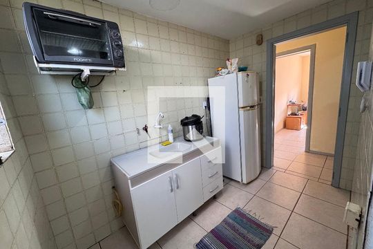Cozinha de apartamento à venda com 1 quarto, 40m² em São Miguel, São Leopoldo
