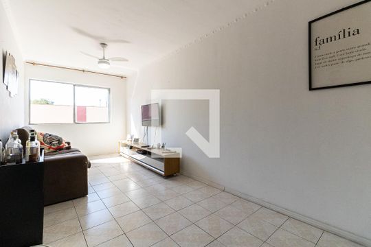 Sala de apartamento para alugar com 3 quartos, 90m² em Jardim Patente, São Paulo